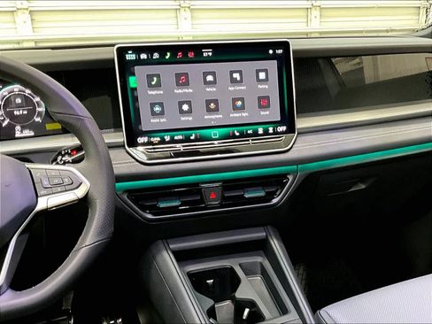 New 2026 Volkswagen Tiguan SE R-Line AWD/4WD image 7