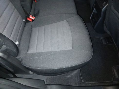 Certified 2024 Ford Edge SE image 43