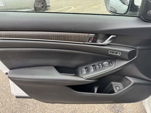 Used 2019 Honda Accord EX-L image 15