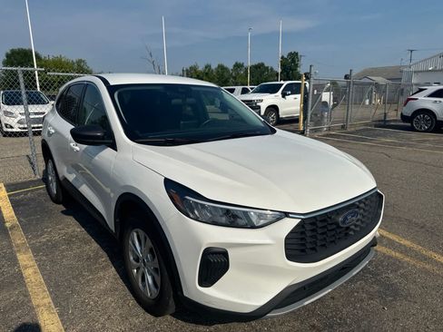 Used 2023 Ford Escape Active AWD/4WD image 10