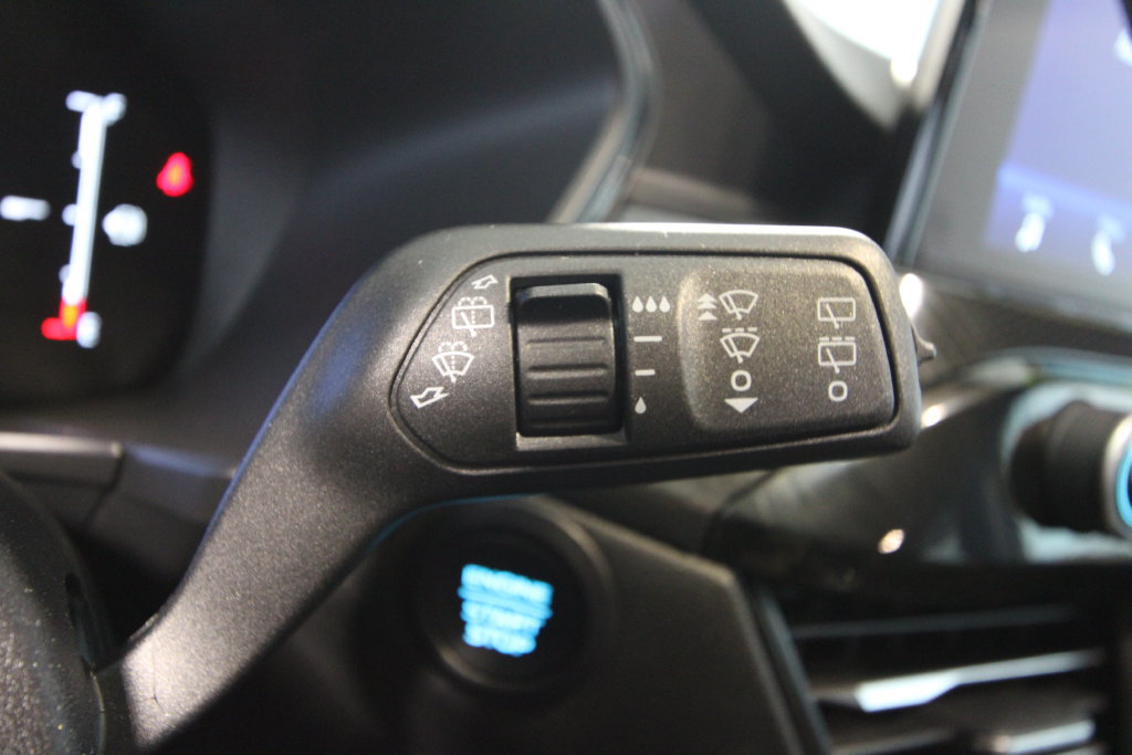 Used 2025 Ford Escape ST-Line w/ Equipment Group 301A FWD image 13