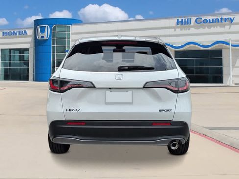 New 2026 Honda HR-V Sport image 3