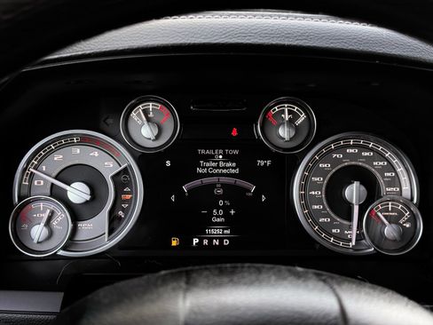 Used 2018 RAM 2500 Limited AWD/4WD image 41