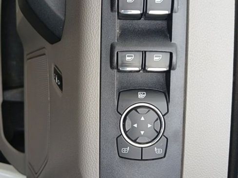 Used 2022 Ford F350 XL w/ Power Equipment Group image 42