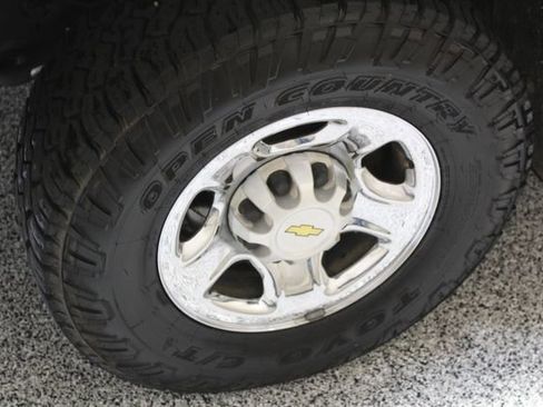 Used 2006 Chevrolet Silverado 2500 LT image 25