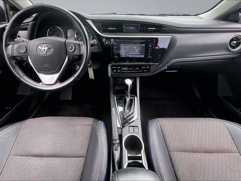 Used 2018 Toyota Corolla SE w/ Body Protection Package FWD image 7