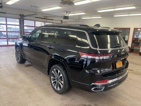 Certified 2022 Jeep Grand Cherokee L Overland w/ Luxury Tech Group IV image 14