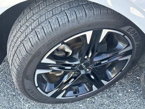 Used 2022 Kia K5 GT-Line w/ GT-Line FWD Premium Package image 12