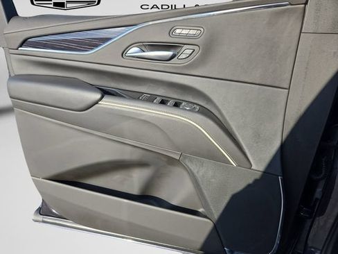 Used 2022 Cadillac Escalade Sport w/ Touring Package AWD/4WD image 17
