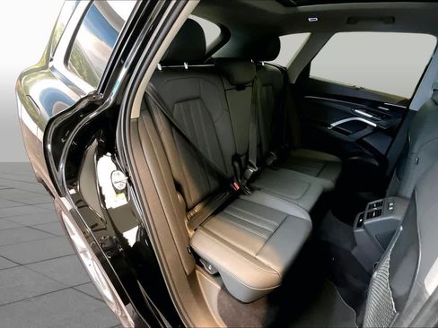 Certified 2025 Audi Q5 Premium Plus AWD/4WD image 19