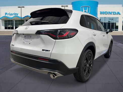 New 2026 Honda HR-V Sport image 5