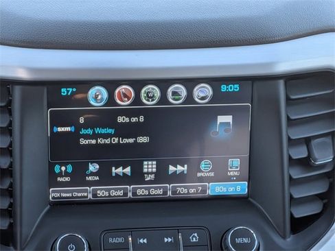 Used 2019 GMC Acadia SLT image 18