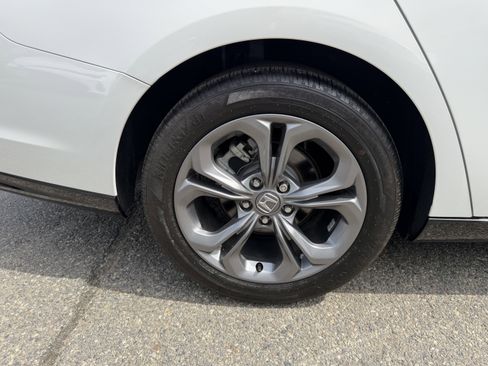 Used 2023 Honda Accord EX-L image 8