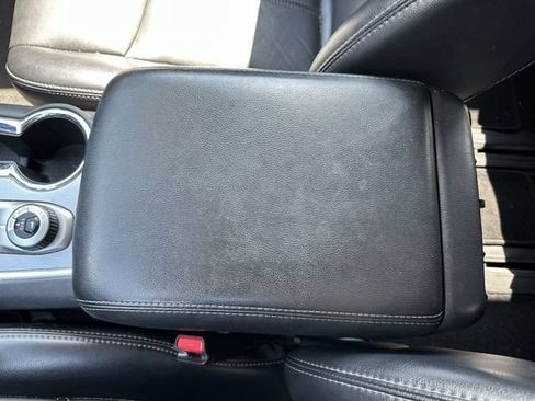 Used 2019 Nissan Pathfinder SL AWD/4WD image 24