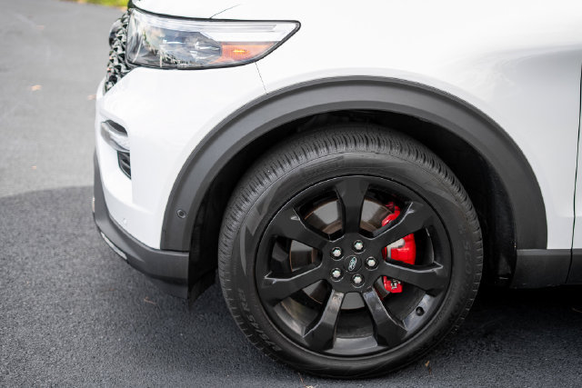 Used 2021 Ford Explorer ST w/ Equipment Group 401A AWD/4WD image 9