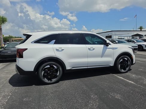 New 2026 Kia Sorento EX FWD image 9