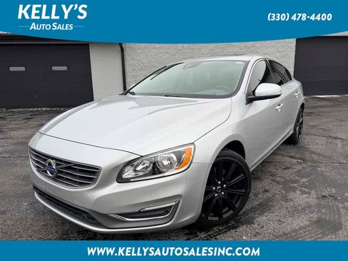 Used 2018 Volvo S60 T5 Inscription image 1