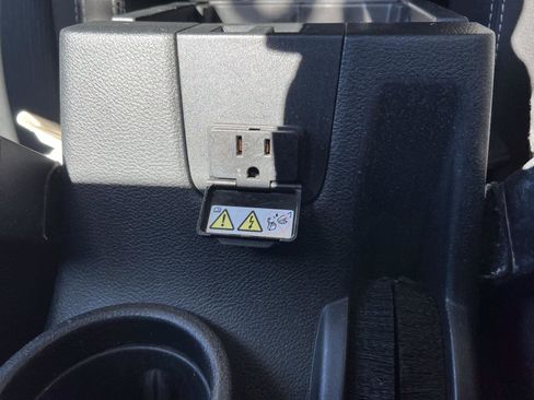 Used 2018 Jeep Wrangler Unlimited Sahara w/ Max Tow Package image 34