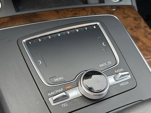 Used 2018 Audi Q5 2.0T Premium Plus w/ Premium Plus Package image 32