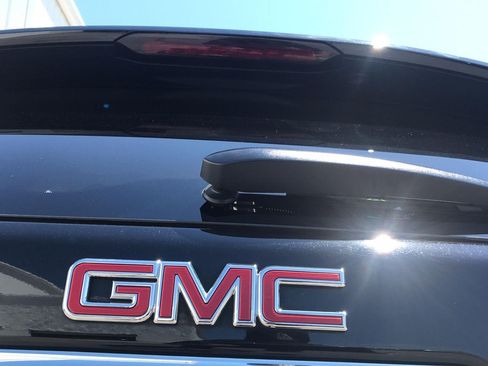 Used 2018 GMC Terrain Denali w/ Comfort Package AWD/4WD image 24