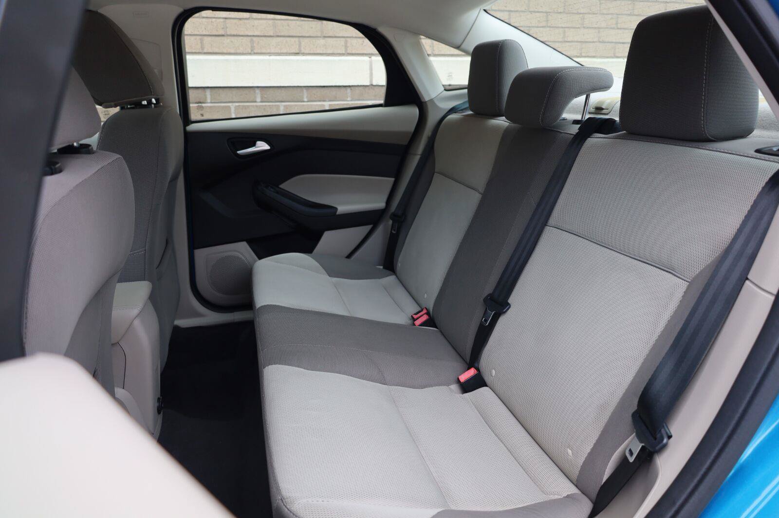 Used 2014 Ford Focus SE FWD image 21