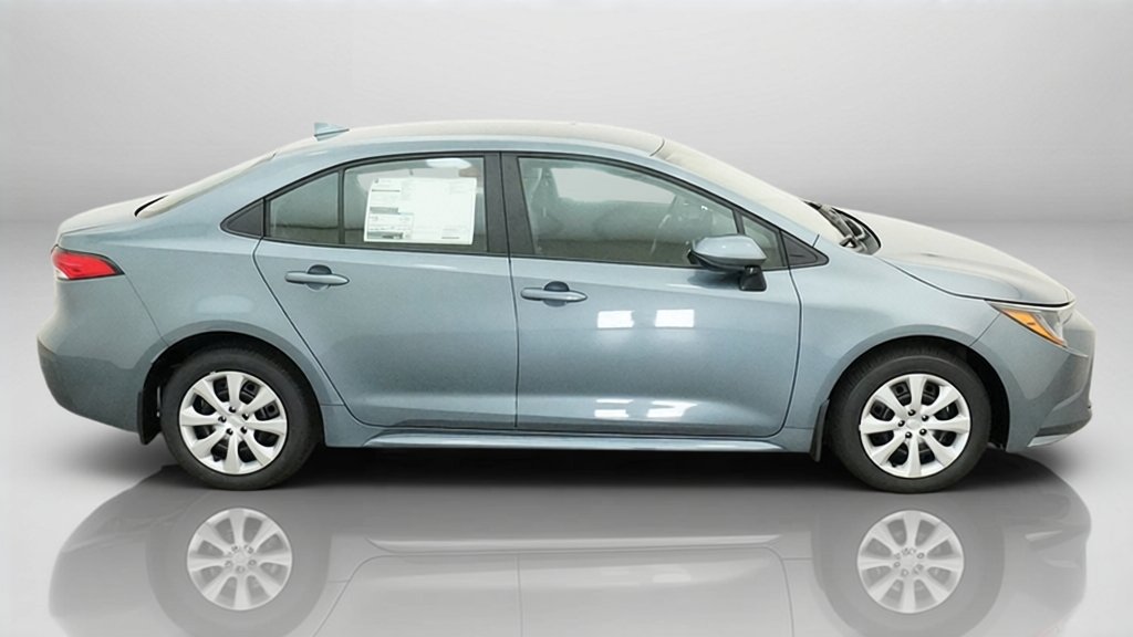 New 2027 Toyota Corolla LE FWD image 7