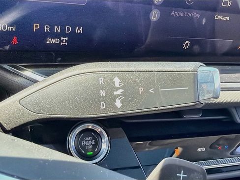 Used 2025 Buick Envision Preferred AWD/4WD image 19