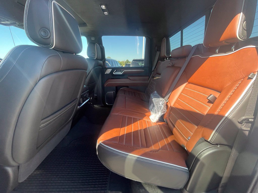 Used 2025 GMC Sierra 2500 Denali Ultimate AWD/4WD image 23