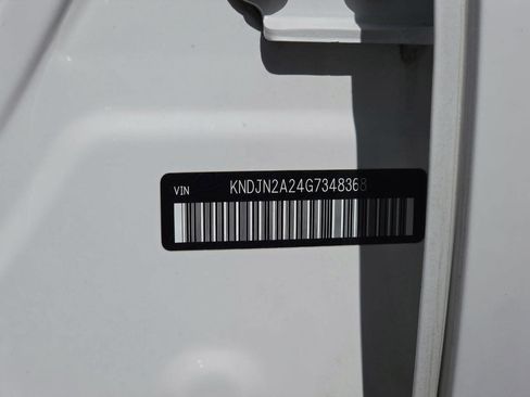 Used 2016 Kia Soul w/ Option Group 020 FWD image 46