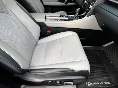 Used 2019 Lexus RX 350 FWD w/ Navigation Package image 45