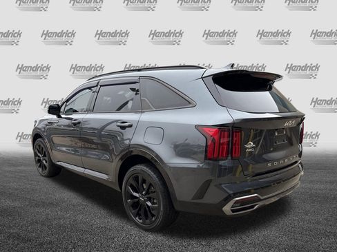 Used 2022 Kia Sorento SX image 8