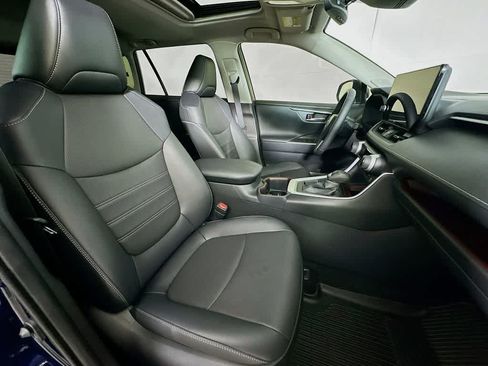 Used 2025 Toyota RAV4 Limited w/ Advanced Technology Package FWD image 15