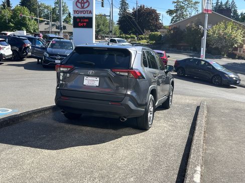 Certified 2023 Toyota RAV4 XLE w/ Convenience Package AWD/4WD image 5