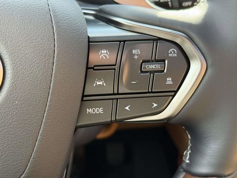 New 2025 Lexus LX 600 4WD w/ Accessory Package (2T) image 17