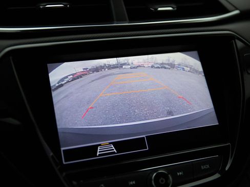 Used 2022 Chevrolet TrailBlazer LT w/ Convenience Package image 17