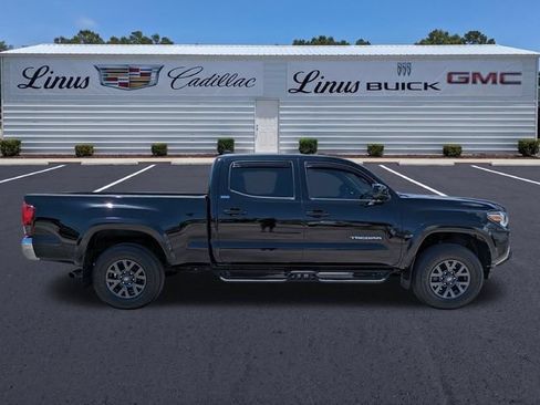 Used 2023 Toyota Tacoma SR5 RWD image 3
