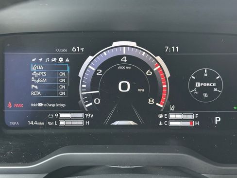 Used 2022 Toyota Tundra Platinum w/ Advanced Package image 24