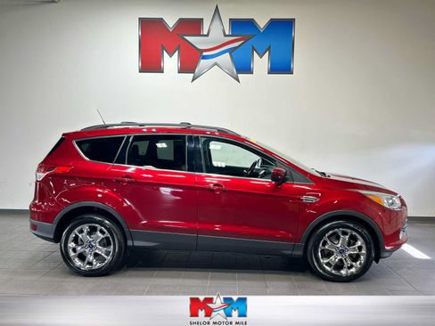 Used 2014 Ford Escape SE w/ Equipment Group 201A AWD/4WD image 1