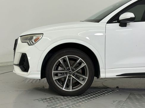 Used 2023 Audi Q3 2.0T Premium w/ Black Optic Sport Package AWD/4WD image 24