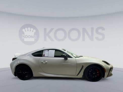 Used 2025 Toyota GR86 Premium w/ Performance Package RWD image 12