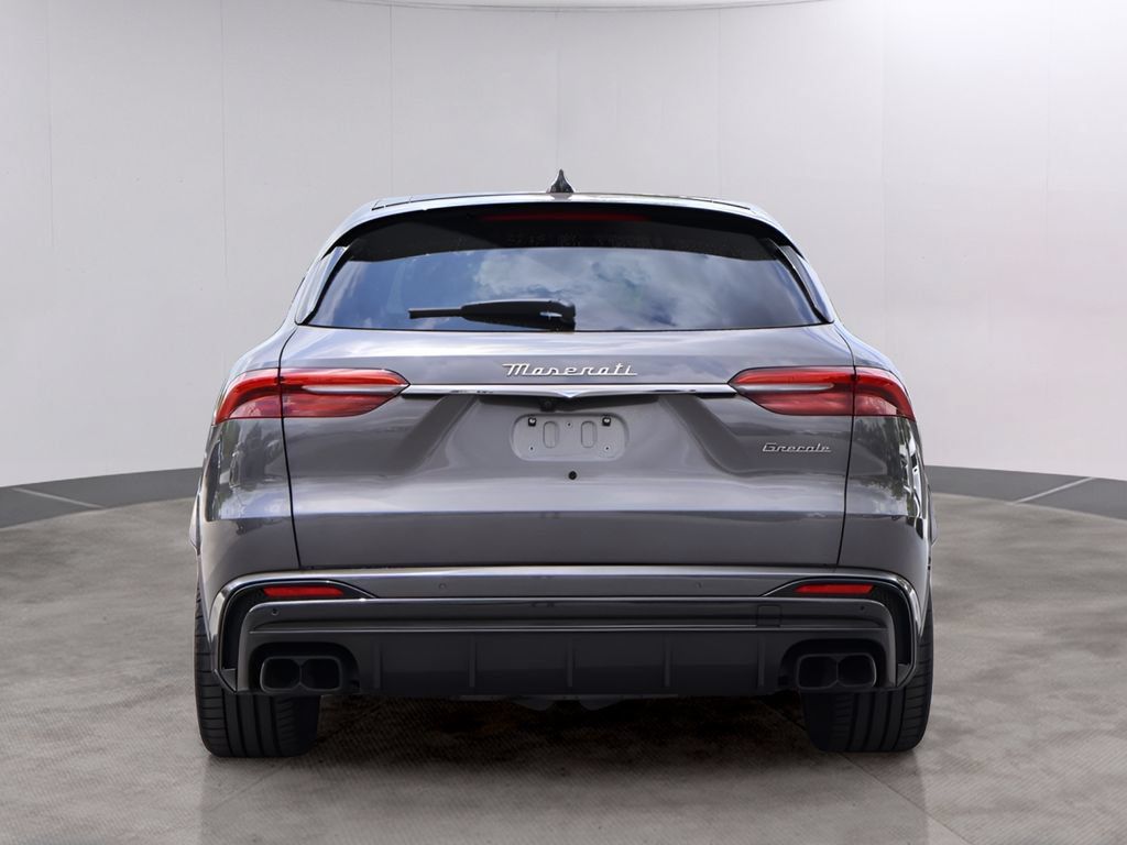 Used 2023 Maserati Grecale Trofeo AWD/4WD image 6