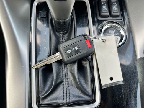 Used 2023 Mitsubishi Eclipse Cross LE image 32