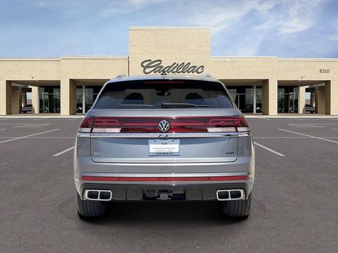 Used 2025 Volkswagen Atlas Cross Sport SEL Premium R-Line AWD/4WD image 6
