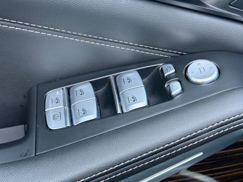 Certified 2025 BMW X7 xDrive40i image 13