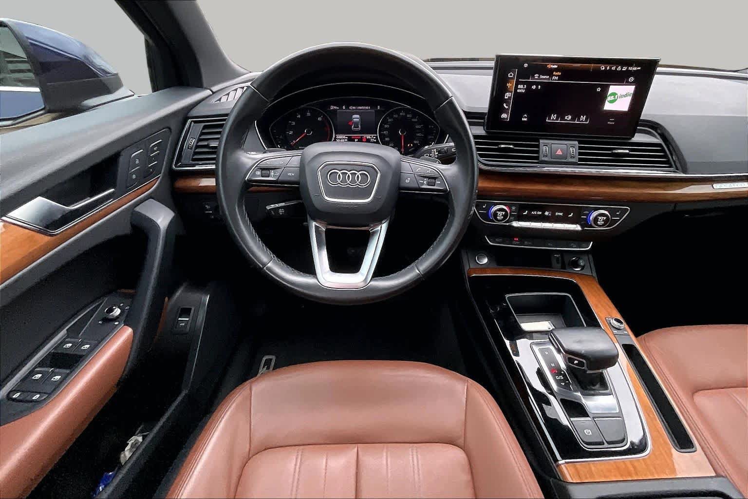 Used 2022 Audi Q5 2.0T Premium w/ Convenience Package AWD/4WD image 6