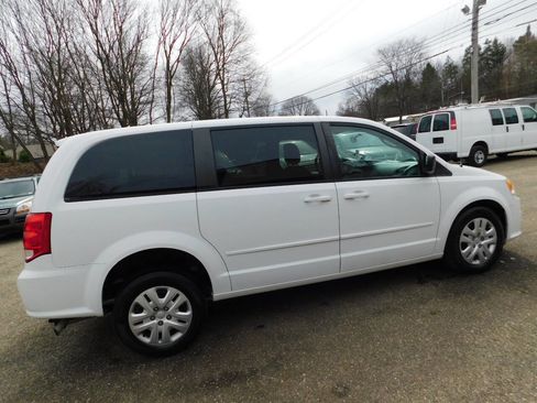 Used 2014 Dodge Grand Caravan SE w/ Quick Order Package 29E SE image 15