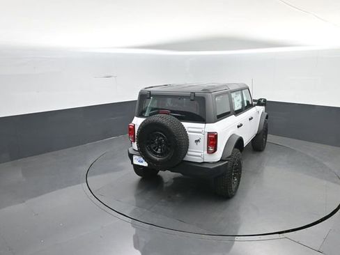 New 2026 Ford Bronco 4-Door image 23