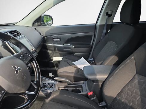Used 2020 Mitsubishi Outlander Sport SE AWD/4WD image 12