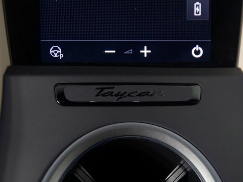 Certified 2025 Porsche Taycan RWD image 31