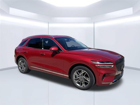 Used 2025 Genesis GV70 2.5T AWD/4WD image 3